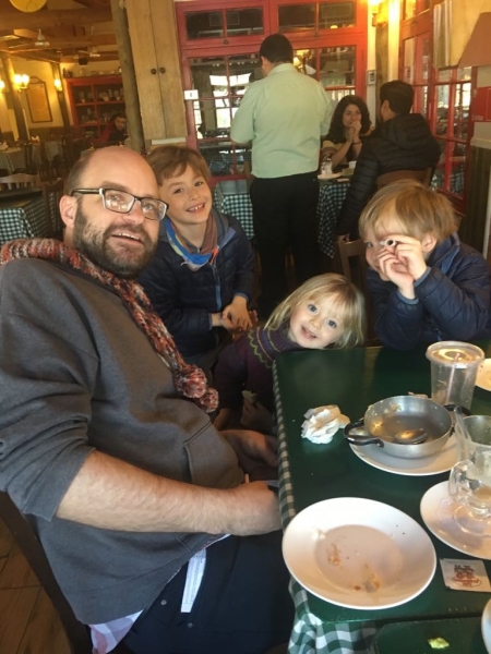 Max Starkenburg and kids eating